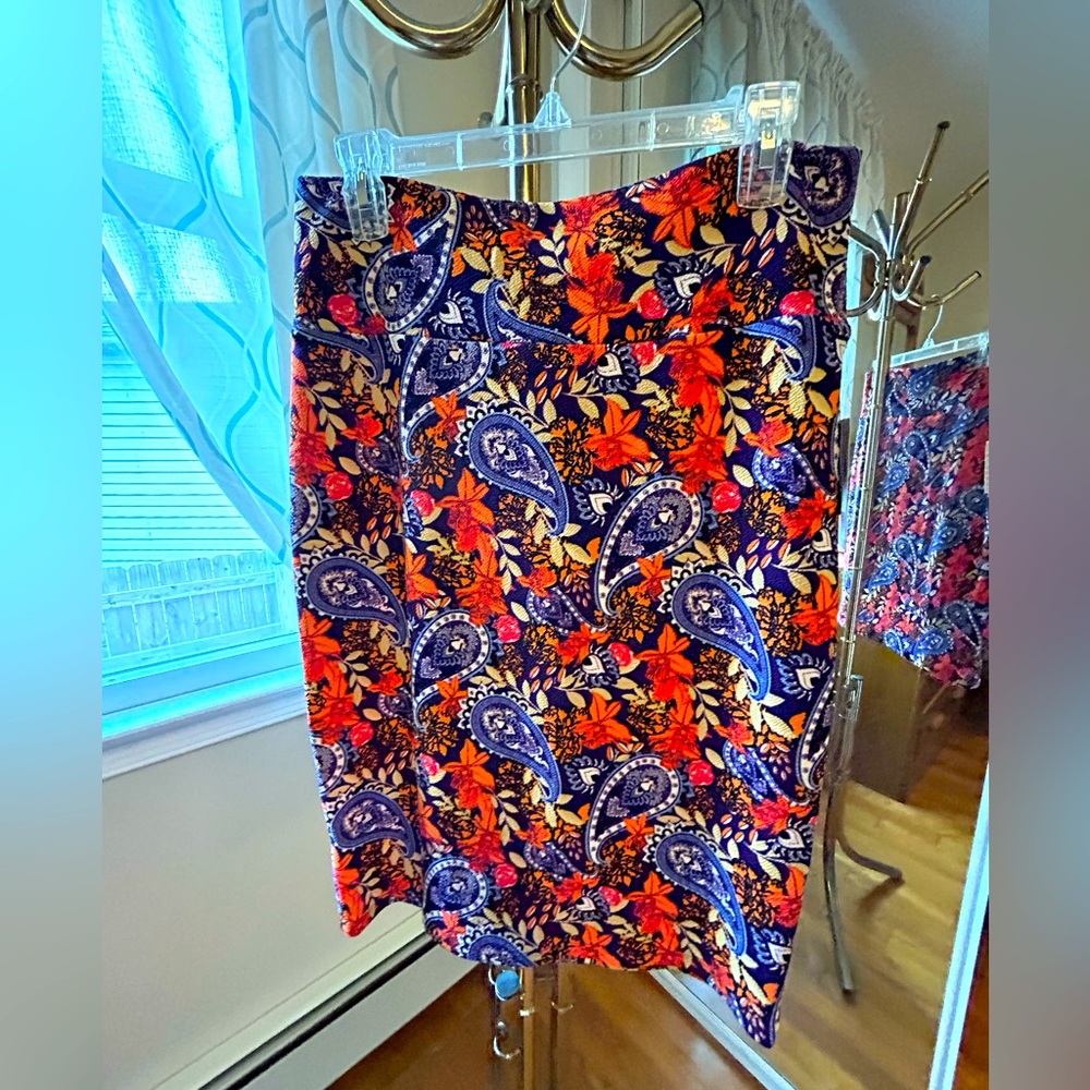 LuLaRoe Cassie, pencil skirt, size medium, paisley, purple and orange